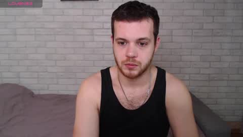 Snapshot of electric_smile chatting on 05-04-26, 11:39 Alex online show from 05-04-26, 11:39
