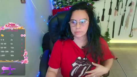 Snapshot of elektra_32 chatting on 05-28-26, 03:37 elektra online show from 05-28-26, 03:37