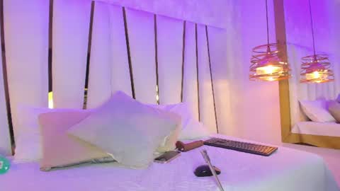 Snapshot of elena_mature chatting on 07-14-26, 07:08 Elena online show from 07-14-26, 07:08