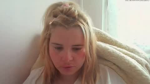 Elena online show from 05-07-26, 10:31