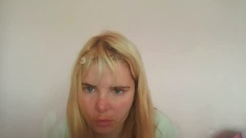 Snapshot of elenaflirt chatting on 07-01-26, 08:16 Elena online show from 07-01-26, 08:16