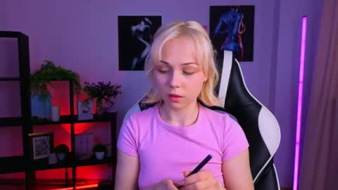 elenamonroe_ online show from 04-04-26, 04:00