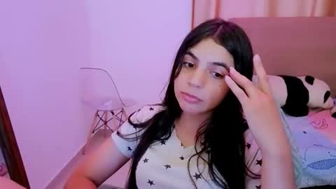 agnes online show from 04-07-26, 07:03