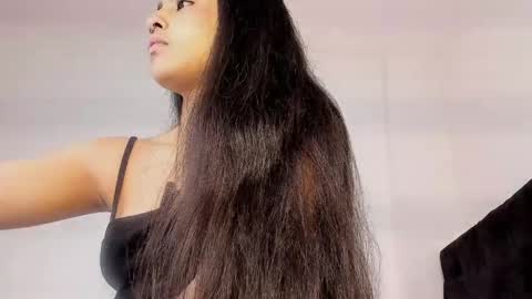 Elena  online show from 03-30-26, 12:39