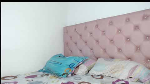 elettra_parisi19 online show from 09-26-25, 09:41