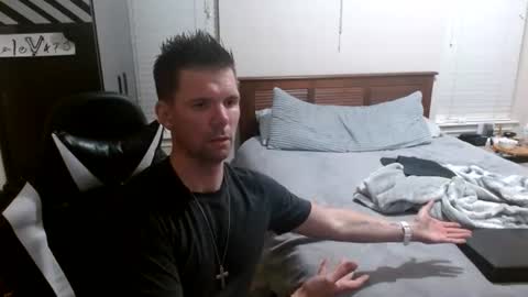 Walker online show from 08-07-26, 04:14