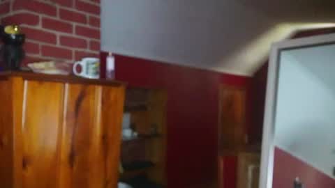 Emma online show from 07-26-26, 05:42