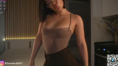 Snapshot of eli_asian chatting on 04-11-26, 01:26 Eli online show from 04-11-26, 01:26