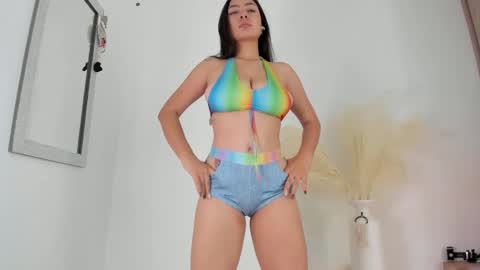 Elizabeth online show from 02-04-26, 06:47