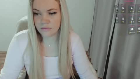 Snapshot of elia_ chatting on 07-03-26, 05:03 Ella online show from 07-03-26, 05:03