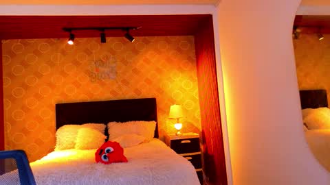 Elian online show from 02-22-26, 02:04