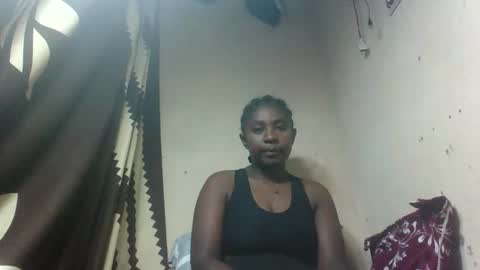 Snapshot of eliannee chatting on 12-23-25, 03:37 eliannee online show from 12-23-25, 03:37