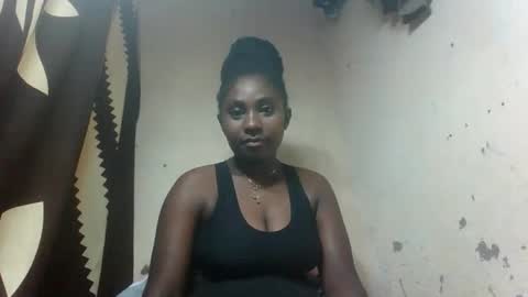 Snapshot of eliannee chatting on 01-11-26, 09:09 eliannee online show from 01-11-26, 09:09