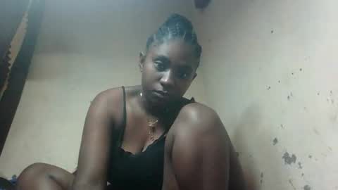 Snapshot of eliannee chatting on 01-14-26, 07:30 eliannee online show from 01-14-26, 07:30