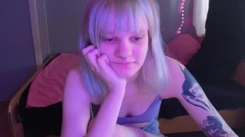 elieiza_xo online show from 04-08-26, 09:20