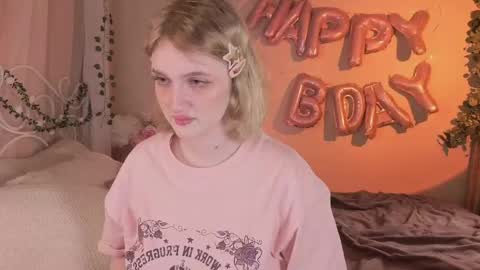 Ellie online show from 04-09-26, 05:29