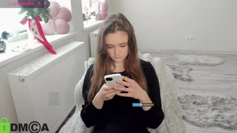 elina_x online show from 04-21-26, 07:47