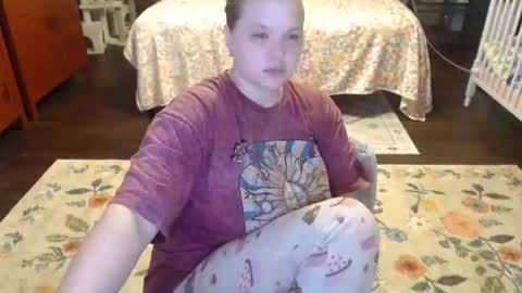 Elinah online show from 06-19-26, 02:05