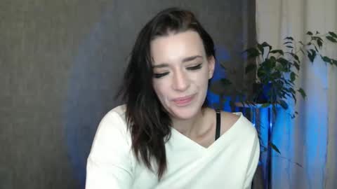Elina online show from 03-17-26, 11:41