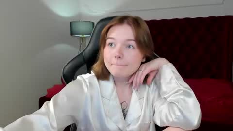 elinavale online show from 07-06-26, 05:04