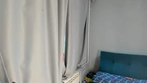 Elis online show from 09-12-25, 01:06