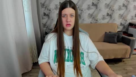 Aletta Oushen online show from 10-06-25, 10:56