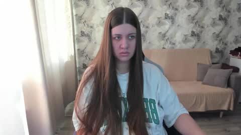 Aletta Oushen online show from 10-20-25, 10:05