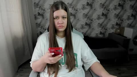 Aletta Oushen online show from 04-16-26, 10:05