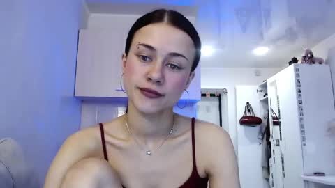 Elis online show from 04-20-26, 05:54