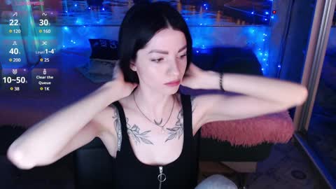 Elise online show from 12-14-24, 05:07