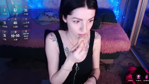 Elise online show from 12-14-24, 08:13