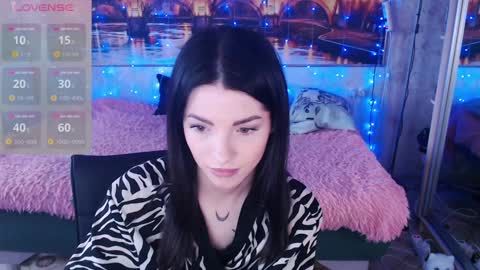 Elise online show from 01-03-25, 06:44