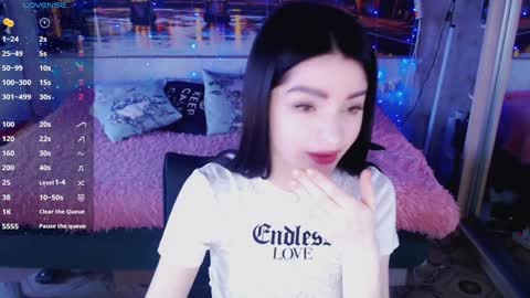 Elise online show from 01-31-25, 03:30