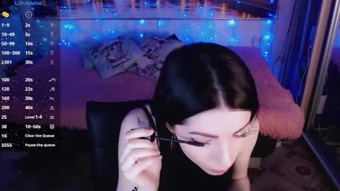 Elise online show from 02-12-25, 09:20