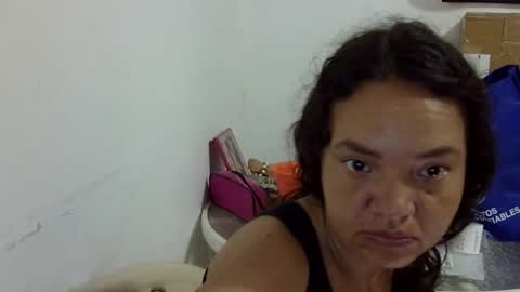 Elizabeth Martinez  online show from 04-05-26, 02:58