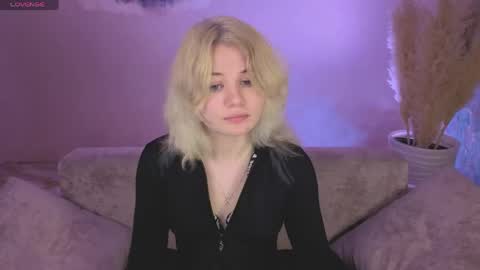 Elizabeth online show from 05-29-26, 02:31