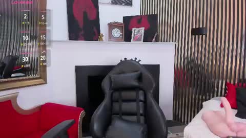 Eliza online show from 06-17-26, 11:34