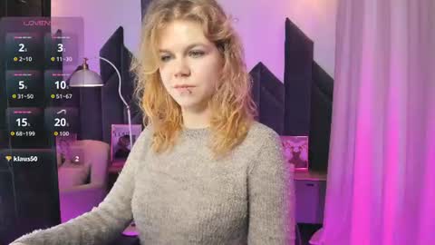 Snapshot of elizabethvane chatting on 06-16-26, 05:32 Elizabeth online show from 06-16-26, 05:32