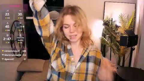 Snapshot of elizabethvane chatting on 06-27-26, 12:22 Elizabeth online show from 06-27-26, 12:22
