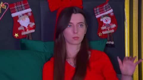 Snapshot of elizabetwilsoon chatting on 01-12-25, 09:40 Elizabet online show from 01-12-25, 09:40