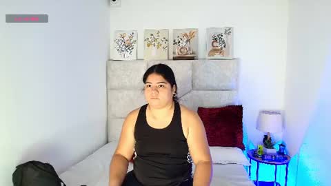 Snapshot of elizawiliamst chatting on 06-25-26, 11:59 Eliza online show from 06-25-26, 11:59