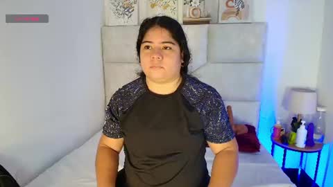 Snapshot of elizawiliamst chatting on 07-09-26, 11:14 Eliza online show from 07-09-26, 11:14