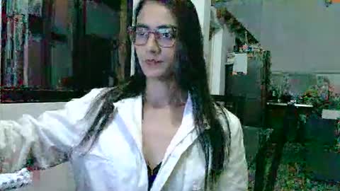 Snapshot of elizka_00 chatting on 01-12-26, 03:12 elizka 00 online show from 01-12-26, 03:12