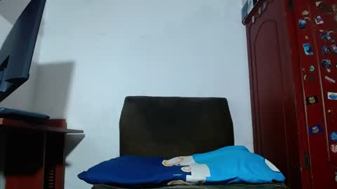 Snapshot of eljeorge_hott chatting on 06-14-26, 12:18 JORGE BENITEZ online show from 06-14-26, 12:18