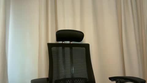 Snapshot of ella_laurel chatting on 06-20-26, 07:55 Ella online show from 06-20-26, 07:55