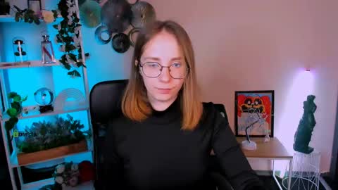 Snapshot of ella_soft_ chatting on 04-14-26, 07:20 Ella online show from 04-14-26, 07:20