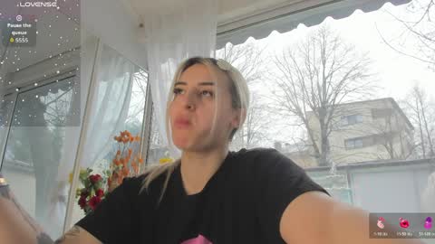 ella_vee online show from 04-04-26, 04:55