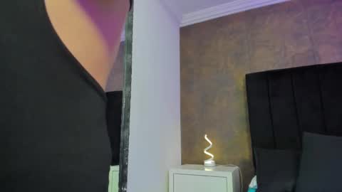 Snapshot of ellaamuller chatting on 02-11-25, 09:03 Ellaa Muller online show from 02-11-25, 09:03