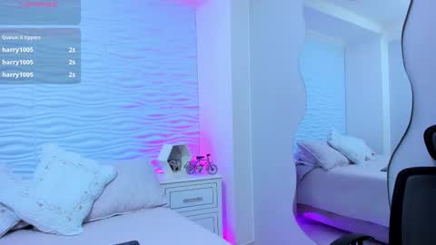 Snapshot of ellaamuller chatting on 03-09-25, 03:01 Ellaa Muller online show from 03-09-25, 03:01