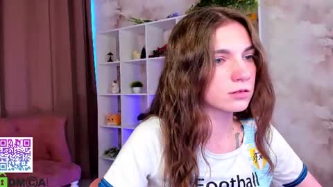 Snapshot of ellafex chatting on 06-24-26, 12:15 Sweet Ella online show from 06-24-26, 12:15